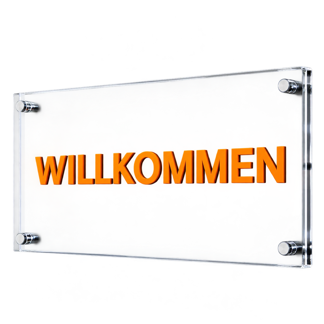 Transparentes Acrylschild mit plastischem orangefarbenem WILLKOMMEN-Schriftzug und vier silbernen Abstandshaltern freigestellt